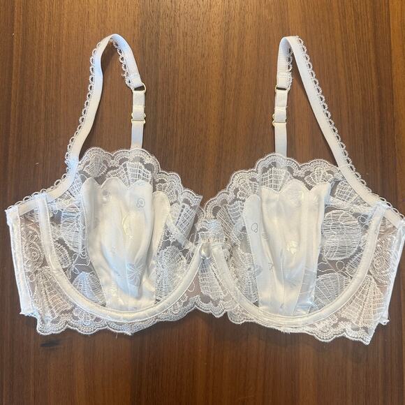 For Love And Lemons Other - For Love and Lemons White Seashell Bra, Bridal, Romantic, Honeymoon, Size Medium